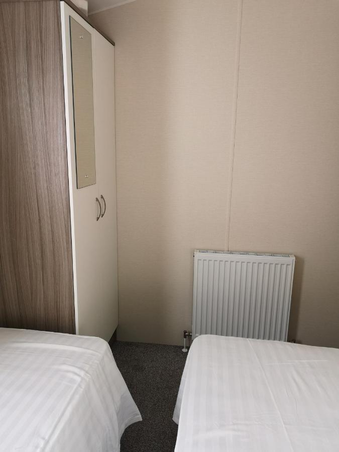 Lakeland Leisure Park Hotel Flookburgh Exterior photo
